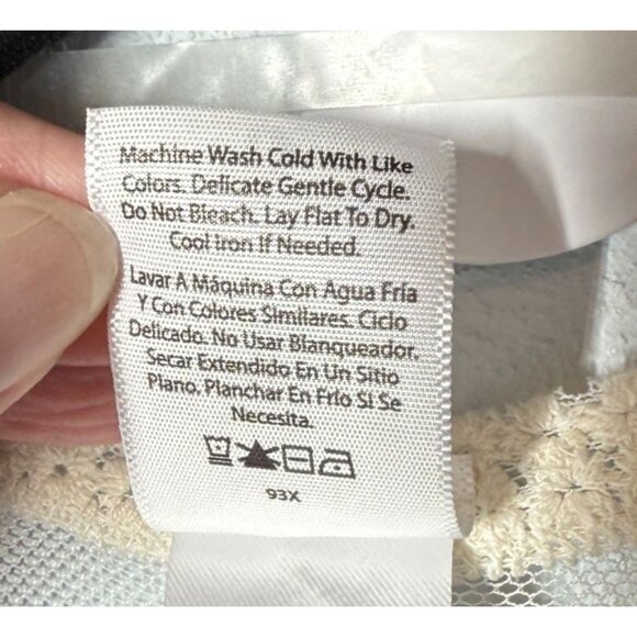 Womens Embroidered Floral Lace Butterfly Crochet Drop Shoulder Cardigan Size S/M - Picture 11 of 11